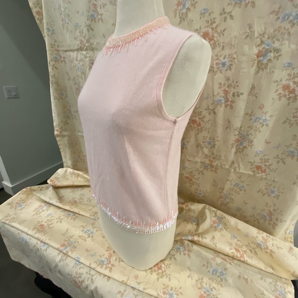 Exquisite Pastel Pink Sparkly Sweater Set - Picture 5 of 12